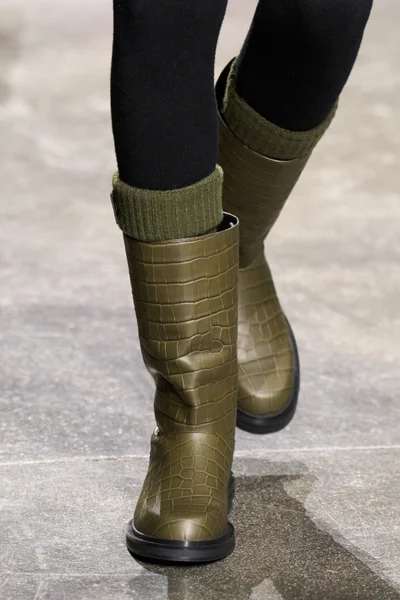 Look 63